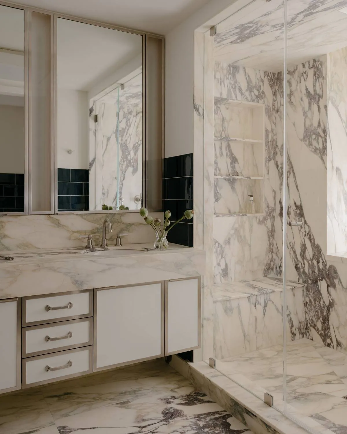 Discover the elegance of elite bathroom decor trends in Upper East Side residences.